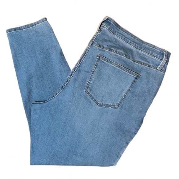 Ava & Viv Denim - Ava & Viv Light Blue Denim Jeans Size 20W